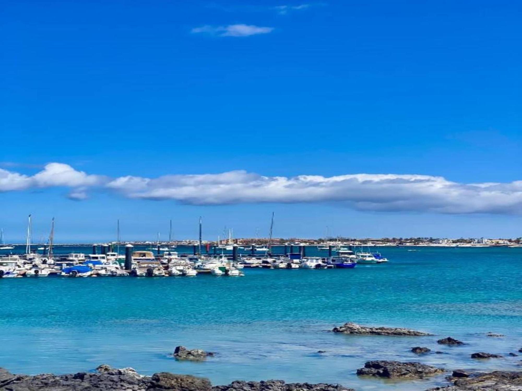 In With Shared Pool And Close To The Beaches Corralejo